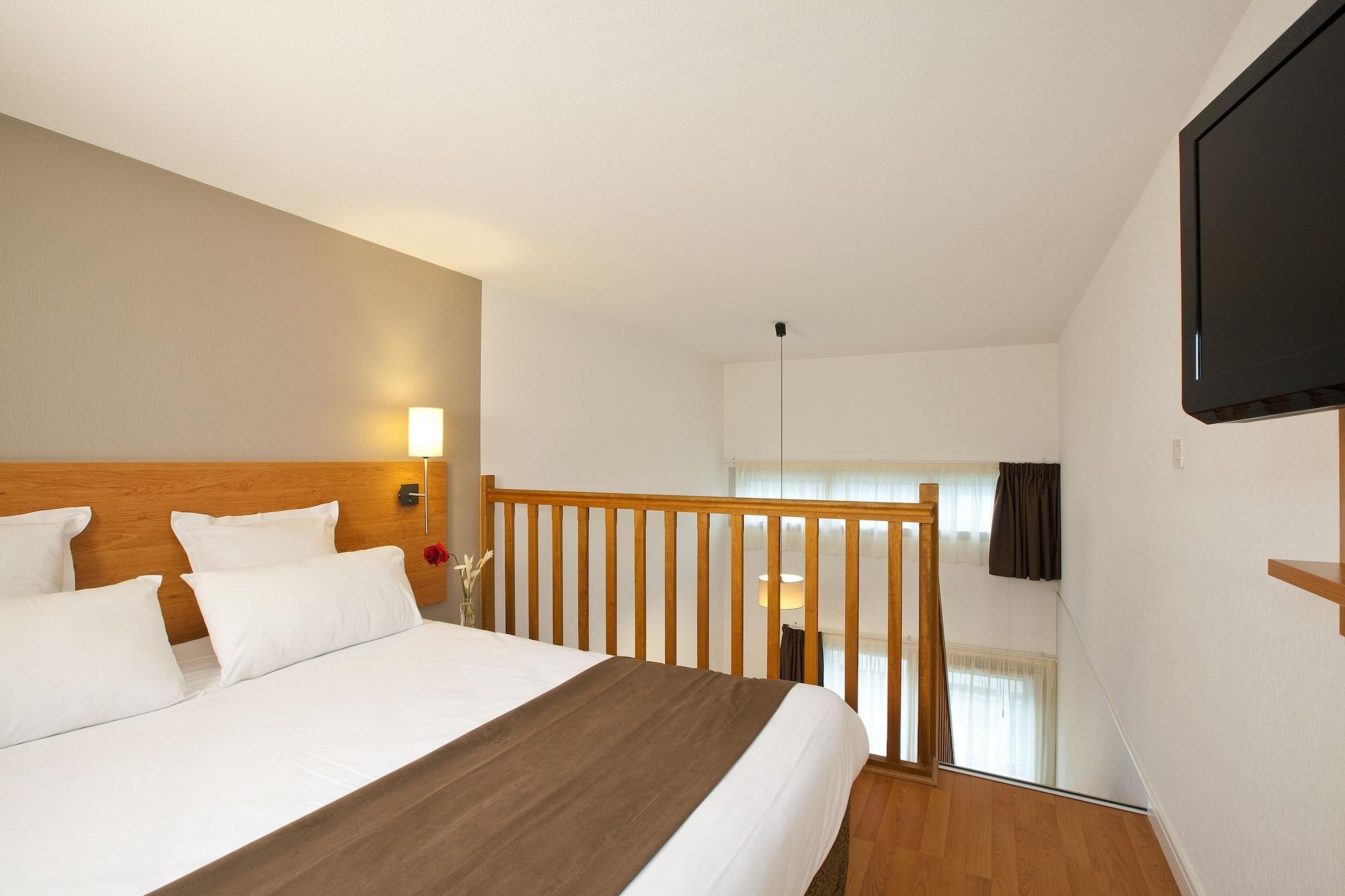 Sejours & Affaires Nantes Ducs De Bretagne Aparthotel Exterior foto