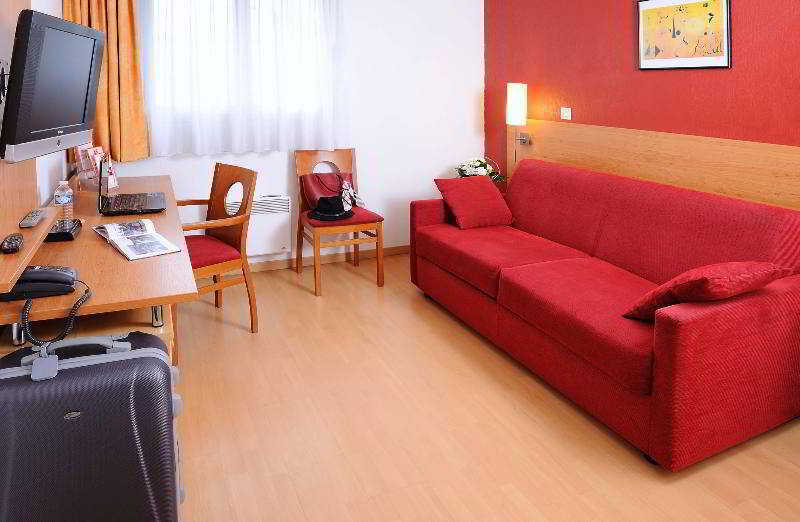 Sejours & Affaires Nantes Ducs De Bretagne Aparthotel Exterior foto